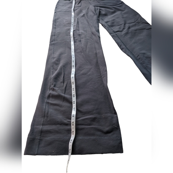 Lululemon Grey wide leg yoga pants with striped waist size 4 - Picture 3 of 4